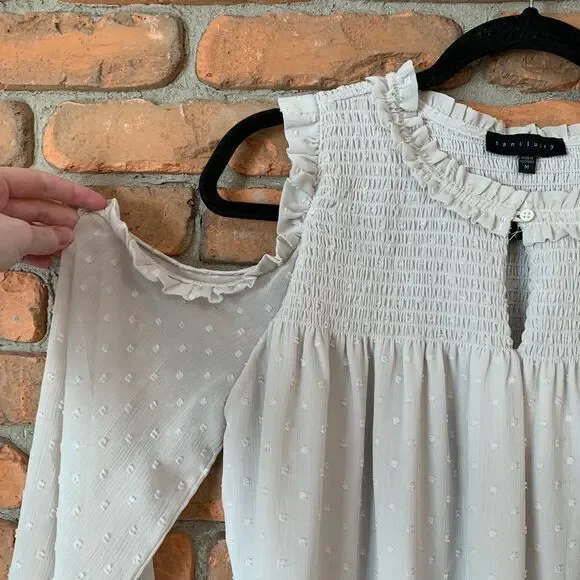 Sanctuary Womens Medium Top Beige Swiss Dot Smocked‎ Cold Shoulder Blouse Ruffle - Picture 2 of 6